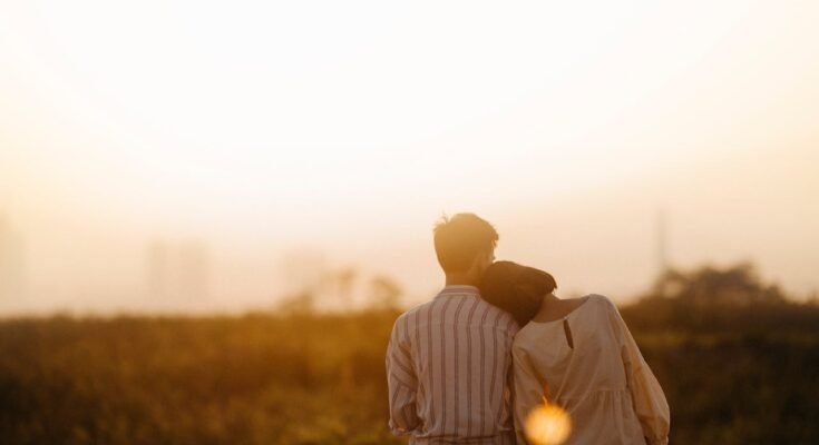 How to Know If You Are in Love: Signs to Recognize True Feelings